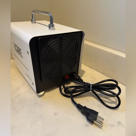 Ozone Generator - Picture 2 of 7